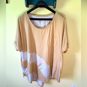 Very Comfortable Top Light Brown with White Design Size XXL